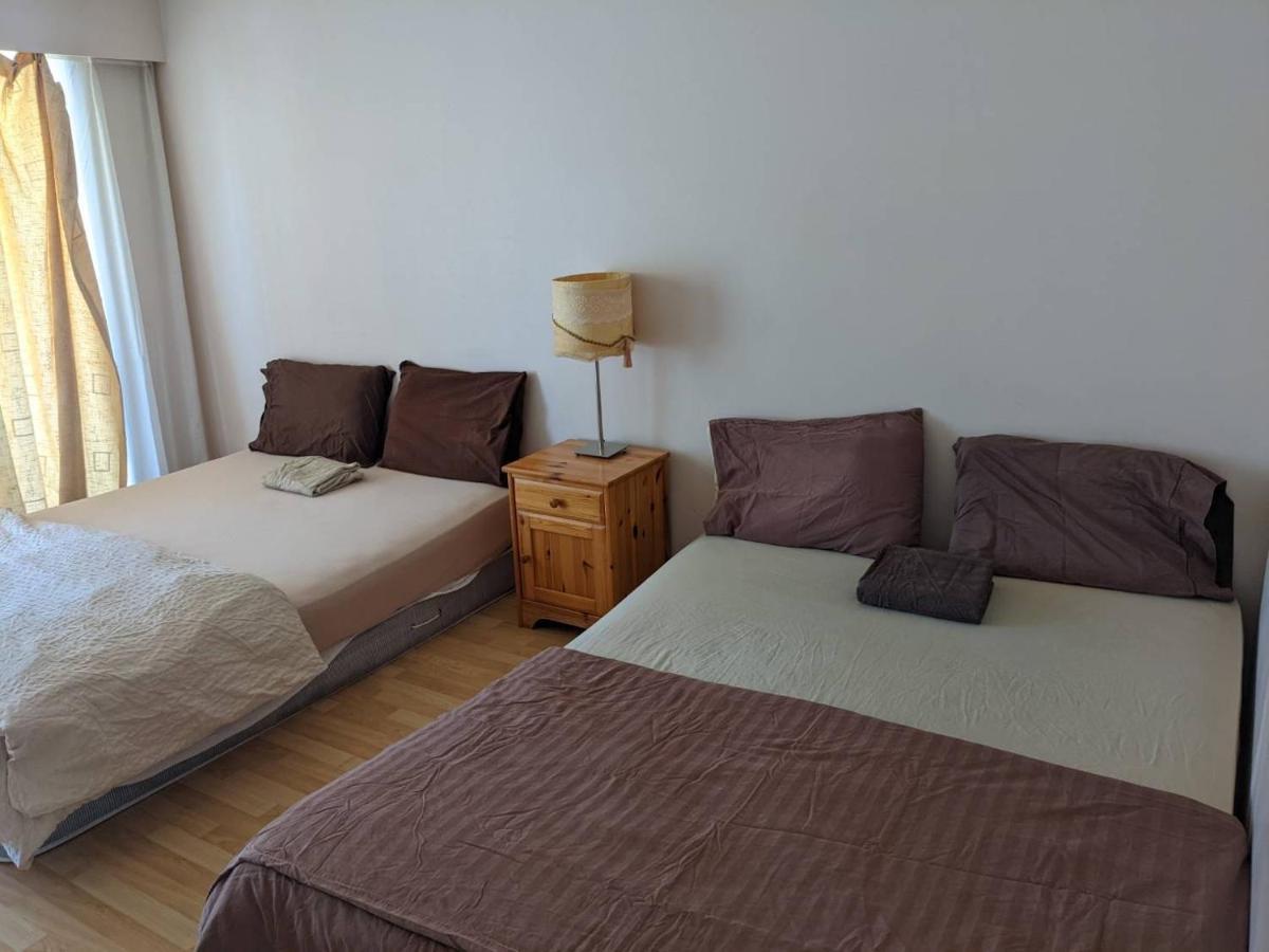 Vancouver Backpacker House - 10 Min Walk To Metrotown Skytrain Station Бернаби Экстерьер фото